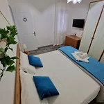 La Terrazza Dei Nonni - Torre Specchia Apartmán *